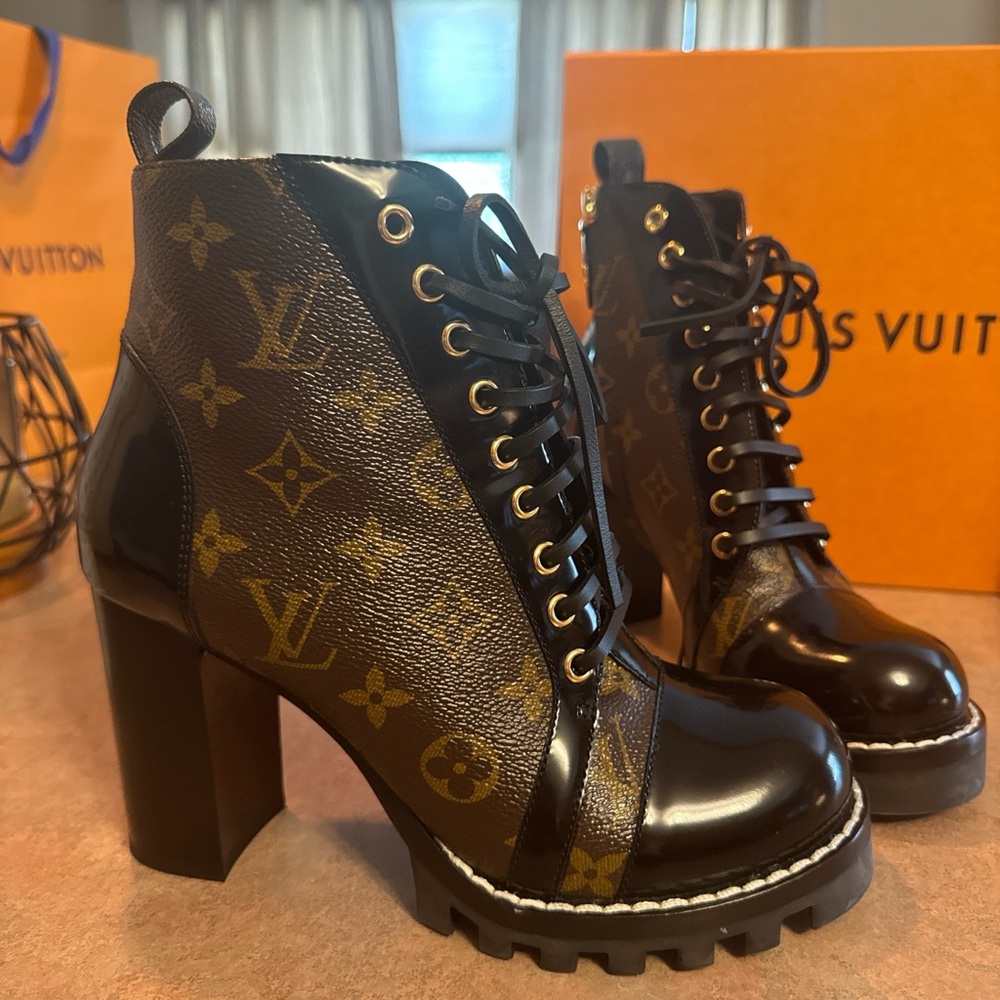 Louis Vuitton Star Trail Ankle Boots - Picture 2 of 7